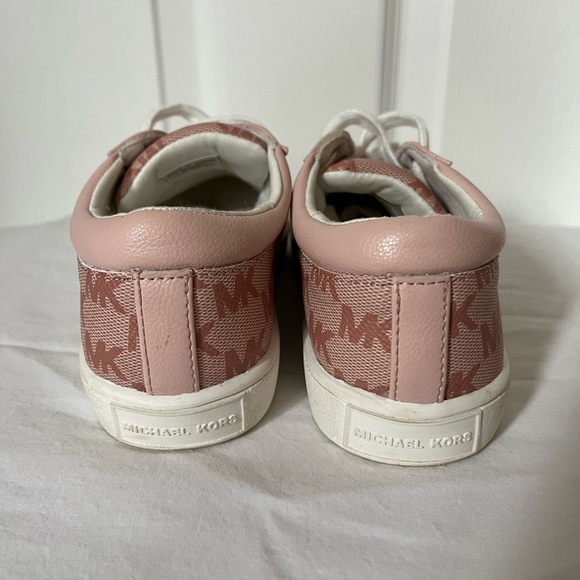 Girls Micheal Kors shoes - Picture 4 of 8